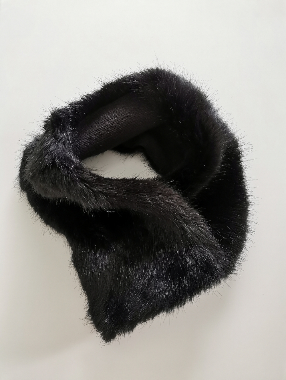 Last Chance 14th & Union Black Faux Fur Neck Warmer / Scarf With Snap Do-Up